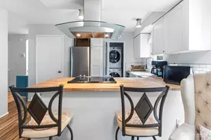 8442 26th Ave SW, Seattle, WA 98106 - Photo 9
