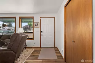 405 W 4th St, Centralia, WA 98531 - Photo 5