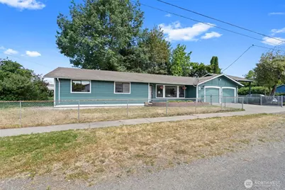 405 W 4th Street, Centralia, WA 98531 - Photo 3