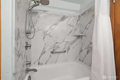 405 W 4th Street, Centralia, WA 98531 - Photo 19