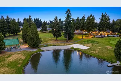 20015 Island Parkway E, Lake Tapps, WA 98391 - Photo 33