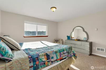 730 E North Bay Road, Allyn, WA 98524 - Photo 11