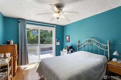 18042 10th Avenue NE, Shoreline, WA 98155 - Photo 17