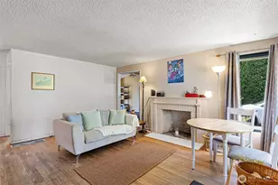 18042 10th Ave NE, Shoreline, WA 98155 - Photo 3