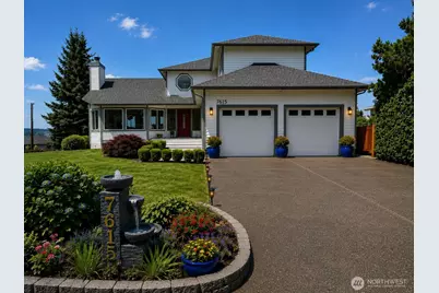 7615 113th Avenue SE, Newcastle, WA 98056 - Photo 3