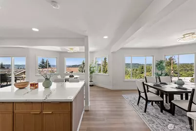 7615 113th Avenue SE, Newcastle, WA 98056 - Photo 13