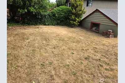14337 Burke Avenue N, Seattle, WA 98133 - Photo 19
