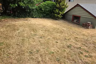 14337 Burke Ave N, Seattle, WA 98133 - Photo 19