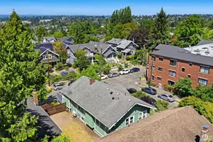 303 N 64th St, Seattle, WA 98103 - Photo 23
