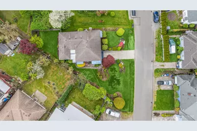10945 Forest Avenue S, Seattle, WA 98178 - Photo 27