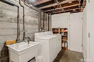 3033 31st Ave W, Seattle, WA 98199 - Photo 23