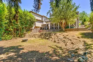 3033 31st Ave W, Seattle, WA 98199 - Photo 21