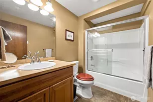33217 Mt Tahoma Canyon Rd E, Ashford, WA 98304 - Photo 17