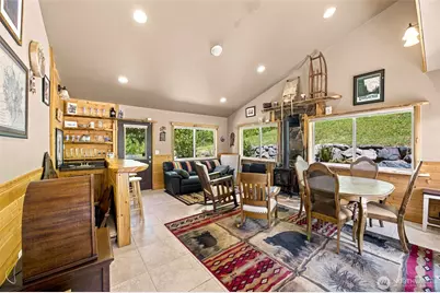 33217 Mount Tahoma Canyon Road E, Ashford, WA 98304 - Photo 19