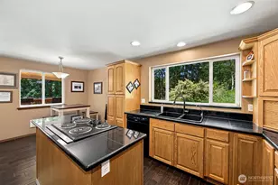 33217 Mt Tahoma Canyon Rd E, Ashford, WA 98304 - Photo 15