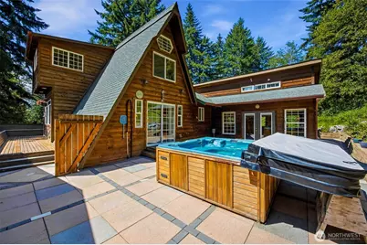 33217 Mount Tahoma Canyon Road E, Ashford, WA 98304 - Photo 3