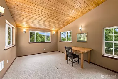 33217 Mount Tahoma Canyon Road E, Ashford, WA 98304 - Photo 25