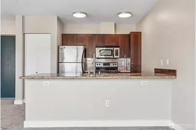 1610 Belmont Avenue #515, Seattle, WA 98122 - Photo 13