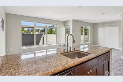 1610 Belmont Avenue #515, Seattle, WA 98122 - Photo 15