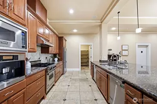 207 Broadway, Tacoma, WA 98402 - Photo 9