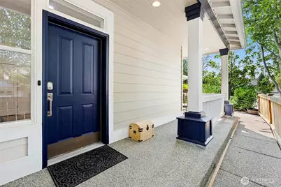 23912 SE 7th St, Sammamish, WA 98074 - Photo 3