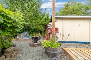 2725 E Fir St, Mount Vernon, WA 98273 - Photo 35