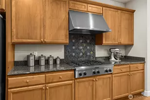 8610 Leitz Ave SE, Snoqualmie, WA 98065 - Photo 9