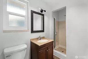 1718 G St SE, Auburn, WA 98002 - Photo 13