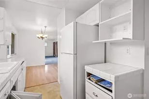 9220 NE 191st St, Bothell, WA 98011 - Photo 11