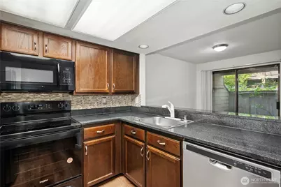 709 143rd Avenue NE #G-25, Bellevue, WA 98007 - Photo 7