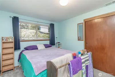 19613 Filbert Drive, Bothell, WA 98012 - Photo 17