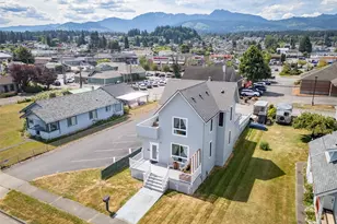 916 Georgiana St, Port Angeles, WA 98362 - Photo 37