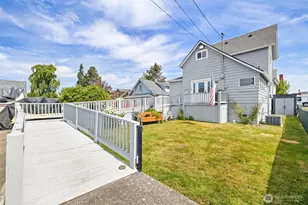 916 Georgiana St, Port Angeles, WA 98362 - Photo 35