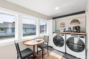 916 Georgiana St, Port Angeles, WA 98362 - Photo 3