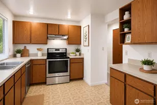 2023 228th Pl NE, Sammamish, WA 98074 - Photo 13