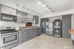 2205 Columbia Ave Everett Wa, Everett, WA 98203 - Photo 9