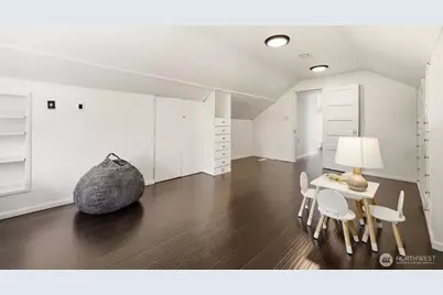 4318 1st Avenue NE, Seattle, WA 98105 - Photo 19