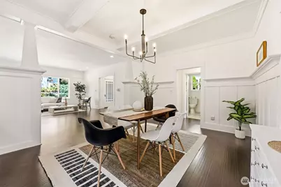 4318 1st Avenue NE, Seattle, WA 98105 - Photo 9