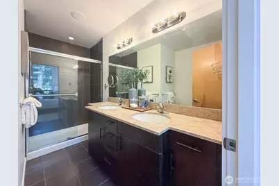 4917 39th Avenue S, Seattle, WA 98118 - Photo 13
