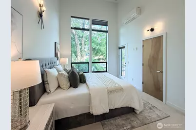 4917 39th Avenue S, Seattle, WA 98118 - Photo 9