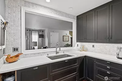 305 Lynnwood Avenue SE, Renton, WA 98056 - Photo 11