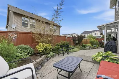 305 Lynnwood Avenue SE, Renton, WA 98056 - Photo 5