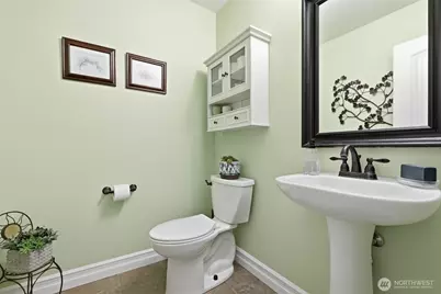 305 Lynnwood Avenue SE, Renton, WA 98056 - Photo 13