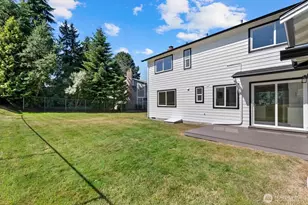 11235 NE 146th St, Kirkland, WA 98034 - Photo 29