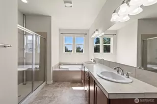 1119 NE Hickory Ln, Issaquah, WA 98029 - Photo 11