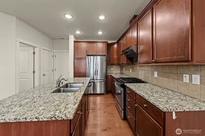 1119 NE Hickory Lane, Issaquah, WA 98029 - Photo 5