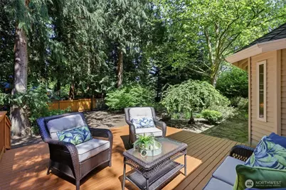 22716 NE 25th Way, Sammamish, WA 98074 - Photo 27