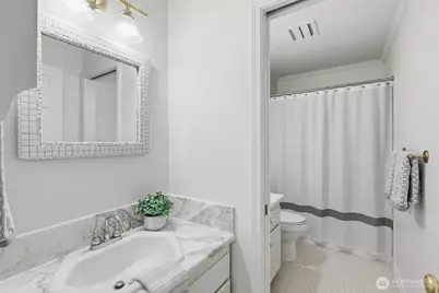 22716 NE 25th Way, Sammamish, WA 98074 - Photo 19