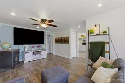 4844 W Sherman Heights Road, Bremerton, WA 98312 - Photo 17