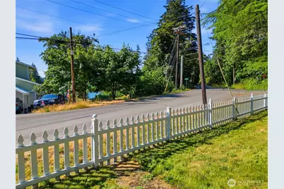 4844 W Sherman Heights Road, Bremerton, WA 98312 - Photo 7